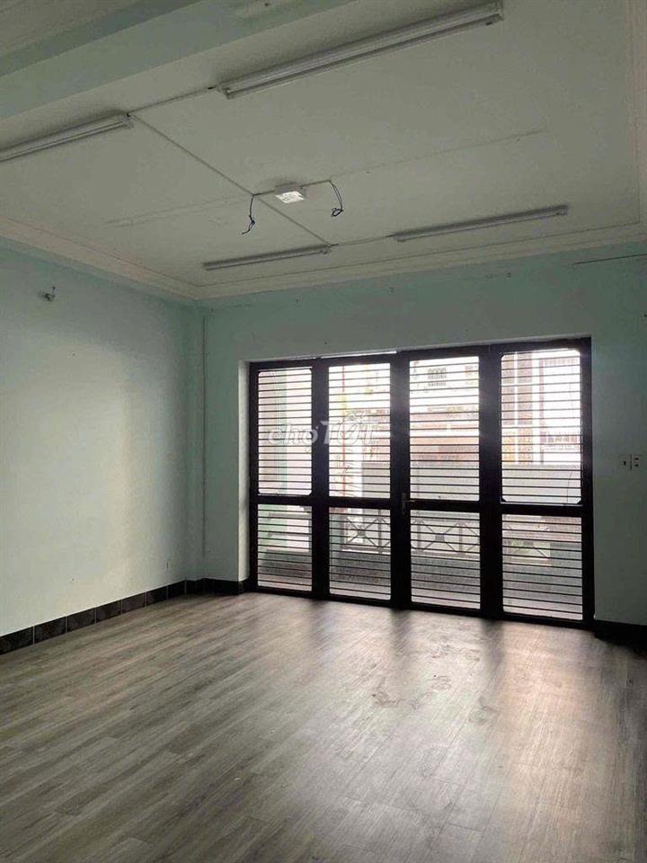 Cho Thuê Nhà, HXH 6m, 2xx/ Tô Hiến Thành, DTSD 390M2, P.13, Quận 10. 