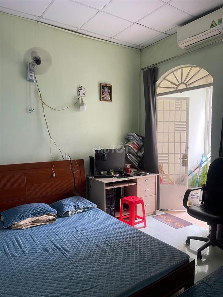 Cho thuê nhà nguyên căn, hẻm xe hơi, phía sau ĐH Bách khoa