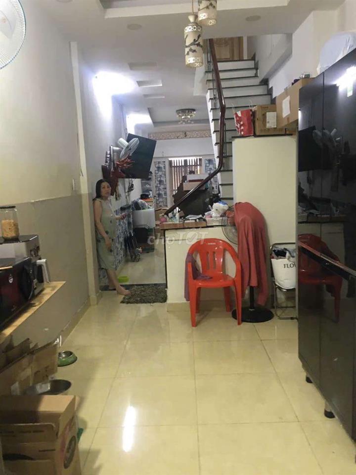 mặt đường 32 ông ích Khiêm hẻm 7m kd mọi nghành nghề 