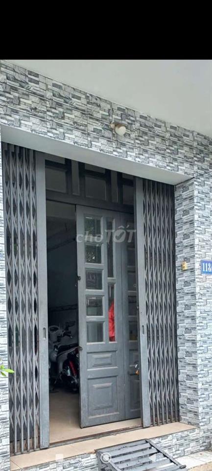 nhà sạch sẻ vô ở liền khu VIP 2 lầu 2 phòng ngủ 