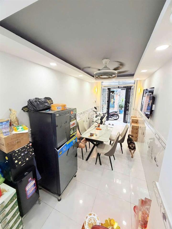 nhà đẹp 3 phòng ngủ có nội thất wa rẻ vô ở liền 