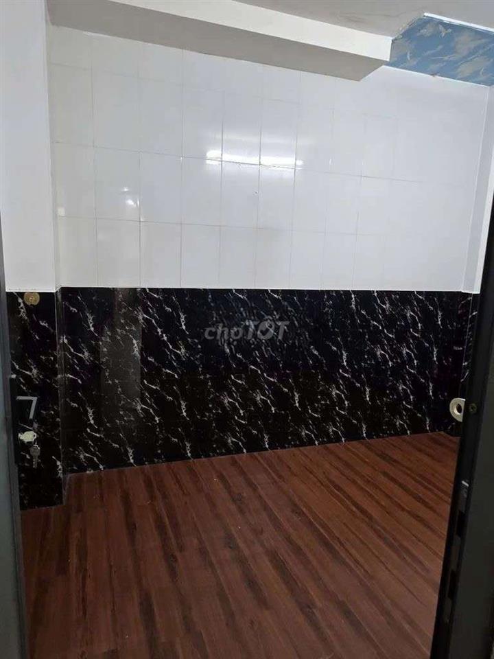 nhà sạch 3 phòng ngủ 2 lầu wa rẻ 