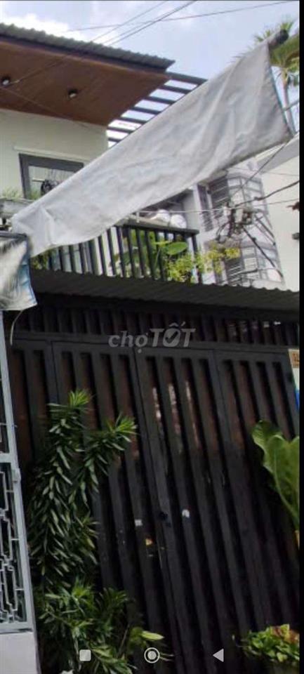 nhà đang sữa mới giá rẻ 1 lưng 1 lầu 2 phòng ngủ 2vs 
