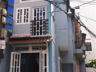 Cho thuê nhà nhỏ nguyên căn, chính chủ, trung tâm Quận 10