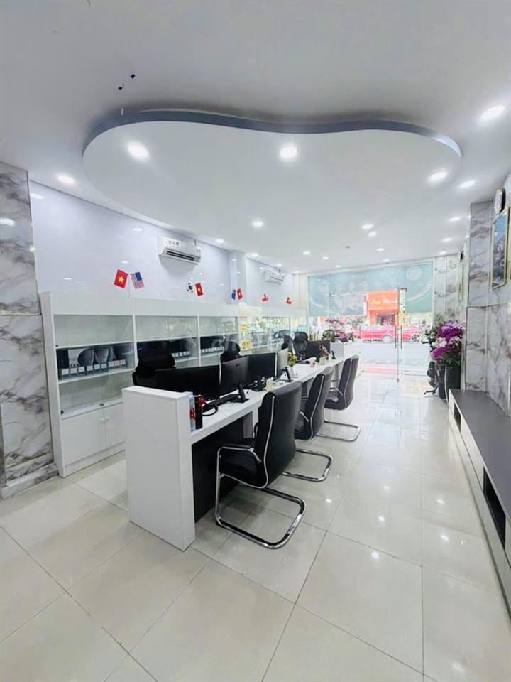 ✅CHO THUÊ NHÀ NGUYÊN CĂN MẶT TIỀN ĐƯỜNG BA THÁNG HAI, P. 6, QUẬN 10