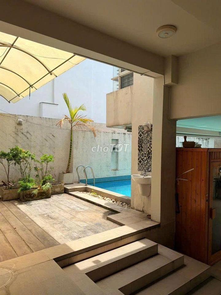 Cho thuê nhà biệt thự Thảo Điền ngang 12m có hồ bơi giá chỉ 60 triệu