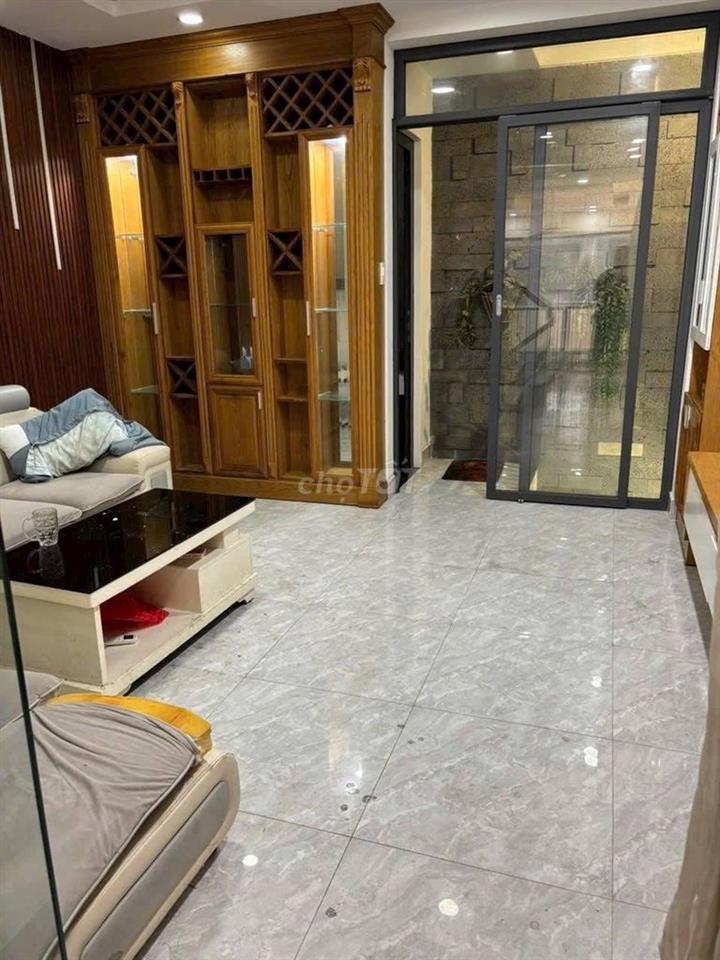 Cho thuê nhà mới Nguyễn Tư Giản Q. Gò Vấp