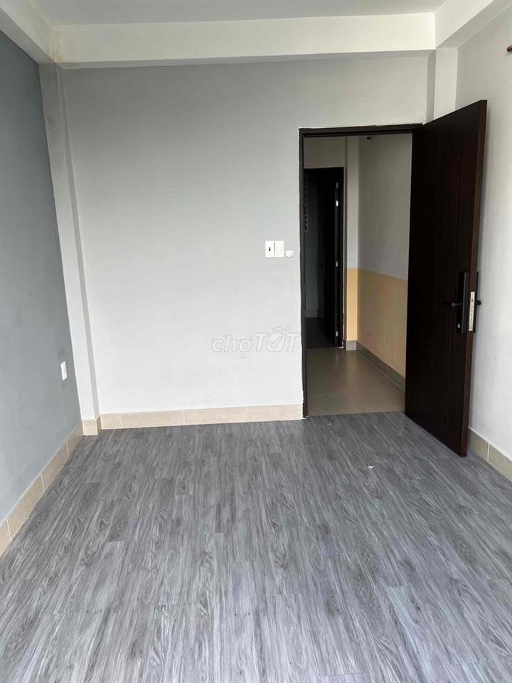 Nguyên căn mặt tiền Bà Hạt cho thuê