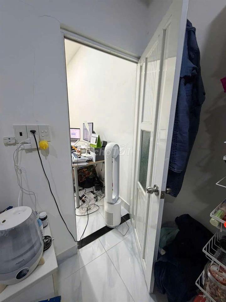 Cho Thuê Nhà Lê Bình, P.4 ,Tân Bình 2 Tầng, 2pn 2wc 9.5tr/tháng