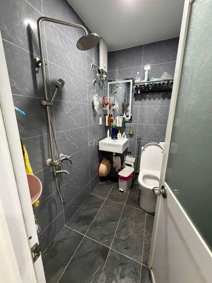 Cho Thuê Nhà Lê Bình, P.4 ,Tân Bình 2 Tầng, 2pn 2wc 9.5tr/tháng