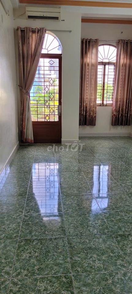 Mặt Bằng + Lầu (hoặc nguyên căn) Quận 10 – CÁCH GO! CHỈ 50M