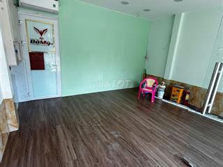 Cho thuê MB kinh doanh DT 30m2 đường 3/2 khu sầm uất