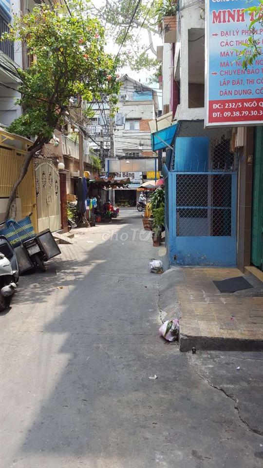 phòng 12m2 2.000.000  quận 10