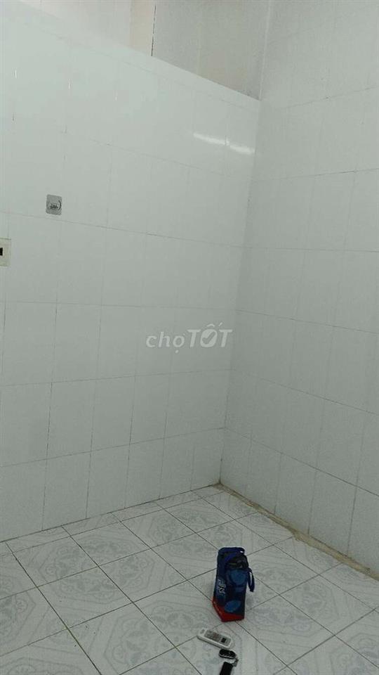 phòng 12m2 2.000.000  quận 10