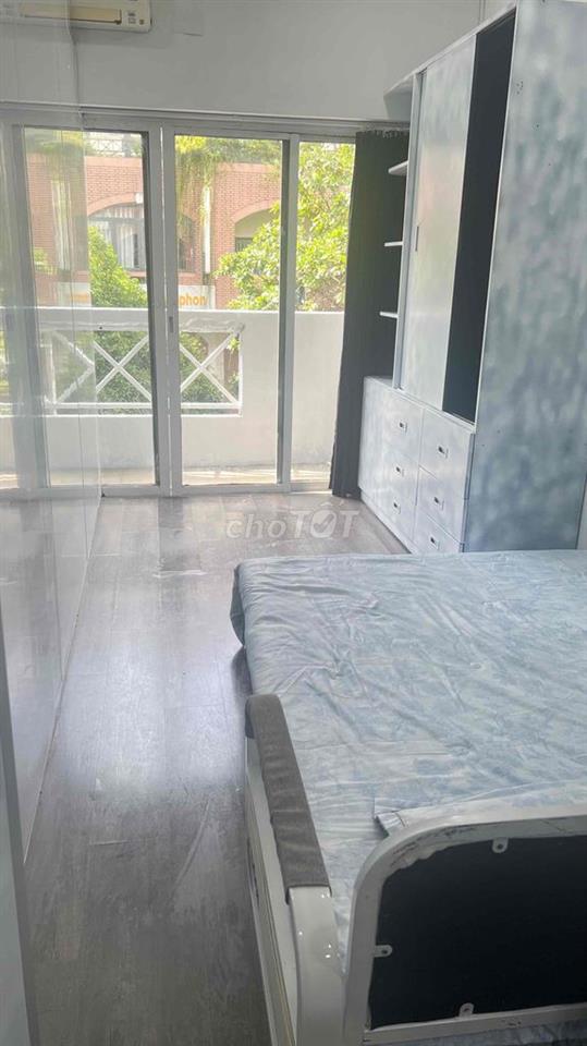 phòng gần trường đại học Bách Khoa và trường đại học mở đi bộ 500m