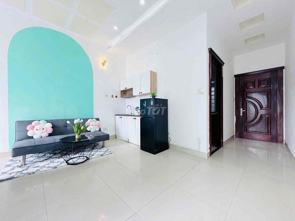 PHÒNG 1PN TÁCH BẾP BAN CÔNG FULL NT GẦN ĐH VĂN HIẾN -  HIUT , TÂN PHÚ