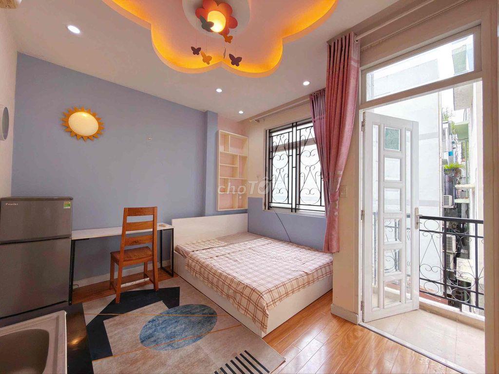 🏡 Studio ban công thoáng mát tại👉 Cộng Hoà Ngay Học Viện Hàng Không