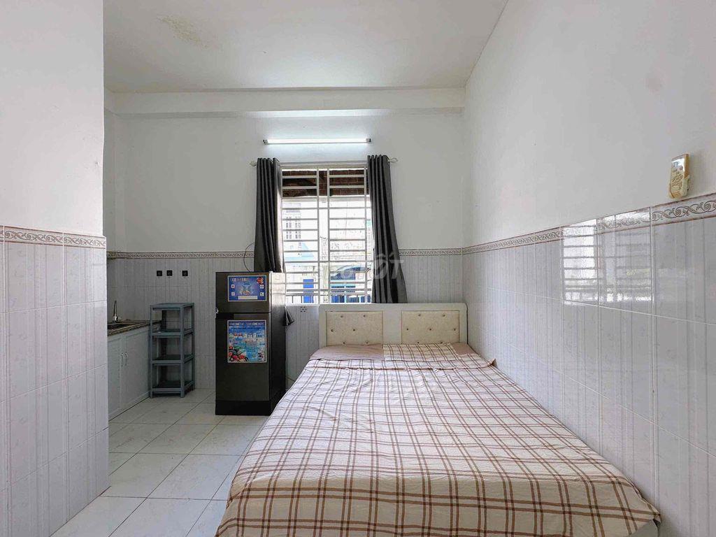 STUDIO CỬA TRỜI FULL NT GIÁ SINH VIÊN