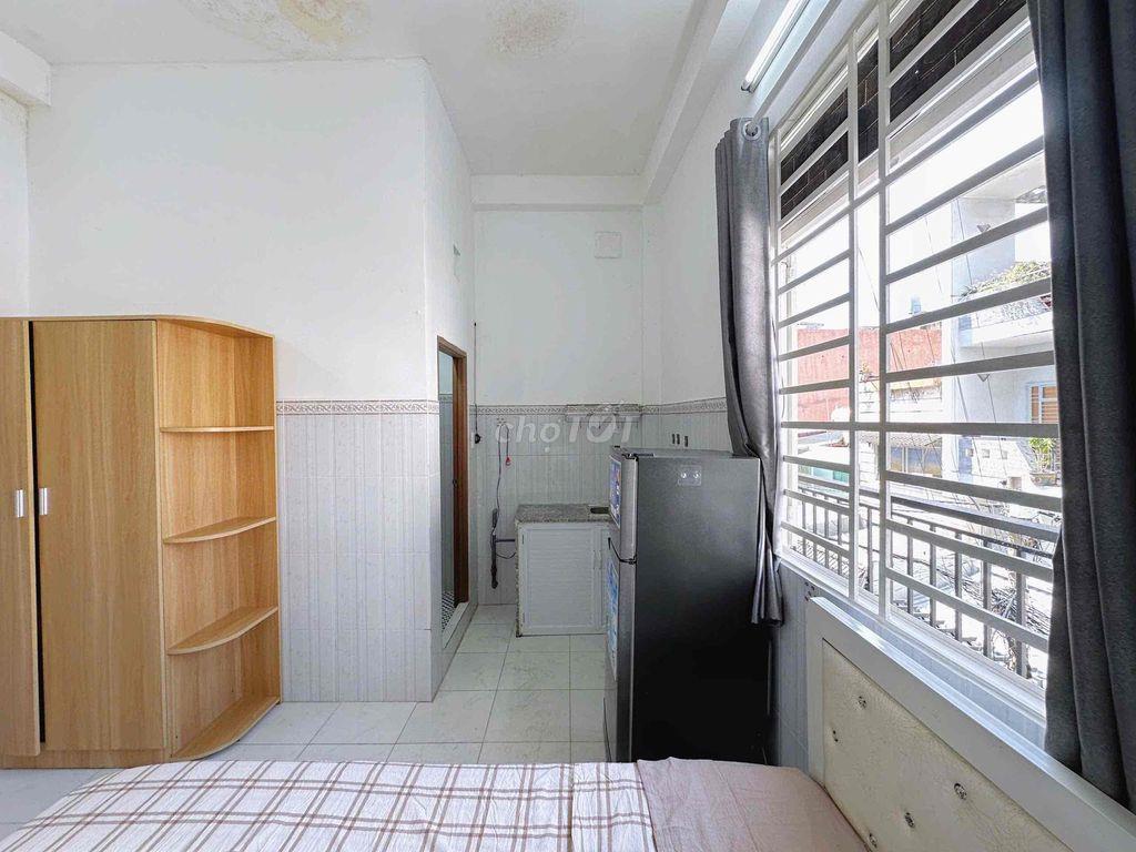STUDIO CỬA TRỜI FULL NT GIÁ SINH VIÊN