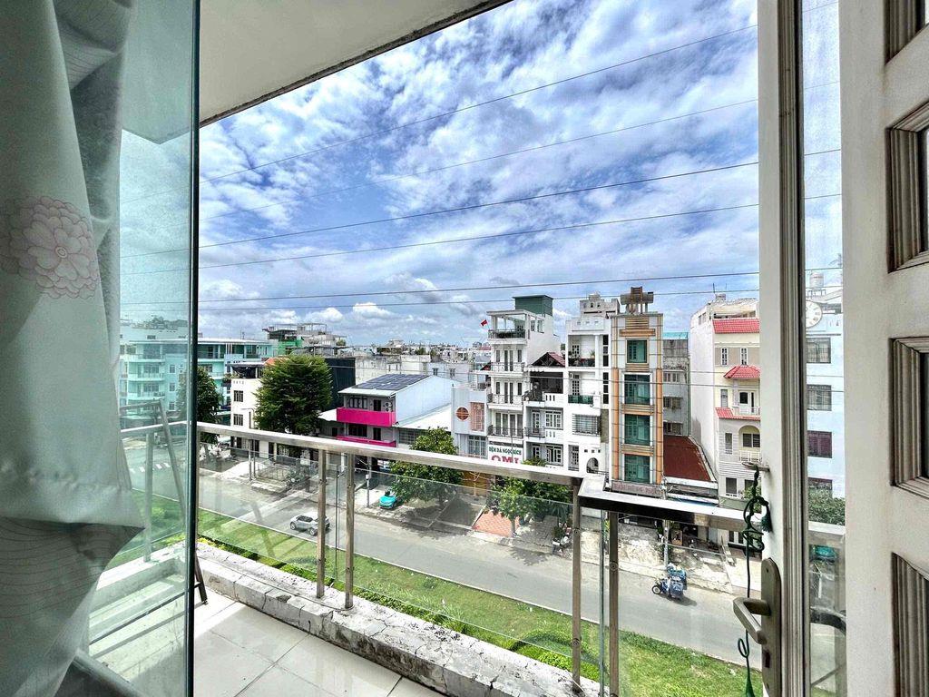 Trống sẳn studio full nội thất ngay đại học y dược