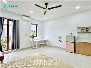 Trống sẳn studio full nội thất