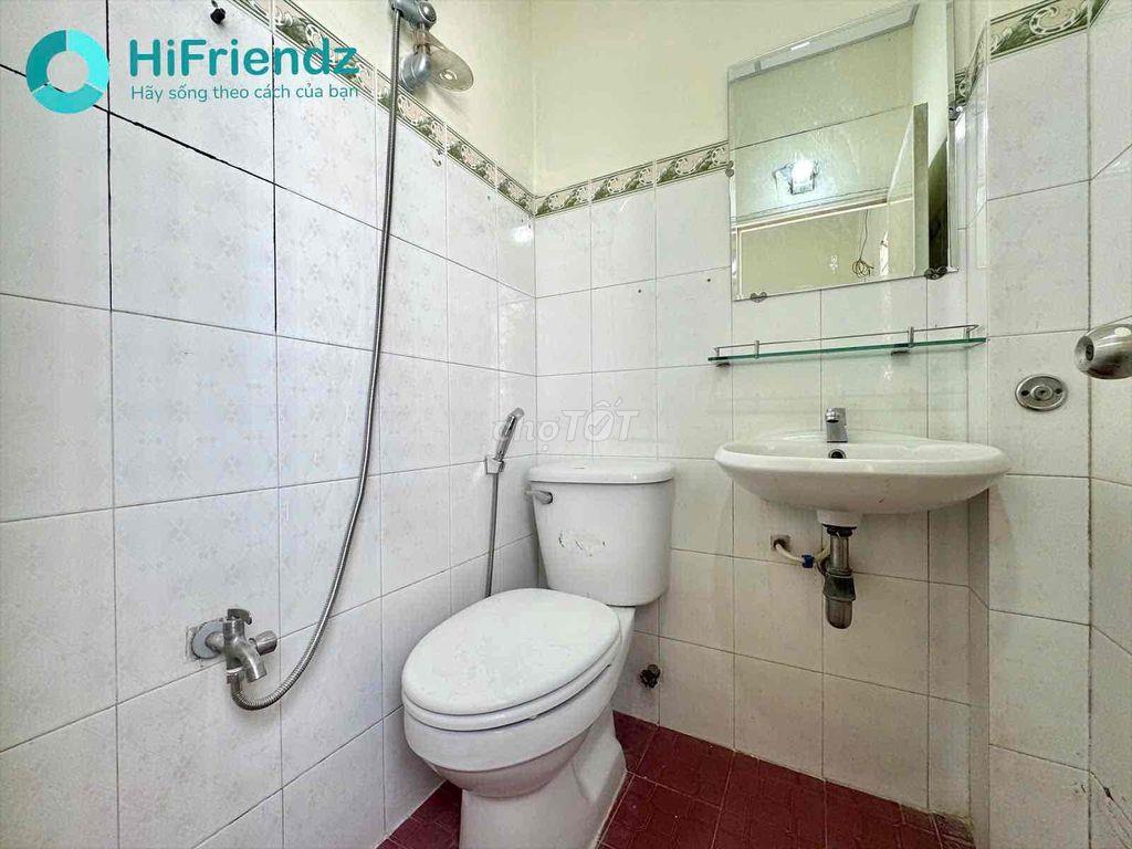 Khai Trương studio bancol, cửa sổ trời ngay STU,SGU