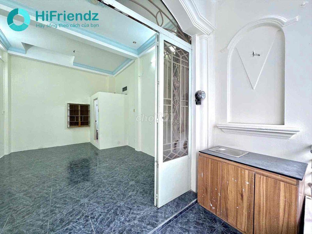 Khai Trương studio bancol, cửa sổ trời ngay STU,SGU