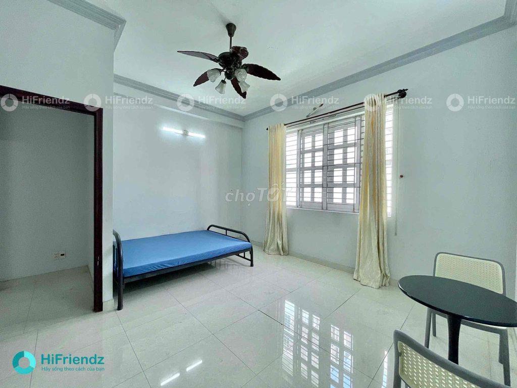 Cho thuê nguyên tầng 2 pn full nội thất, gần UEH cs N, Văn Hiến…