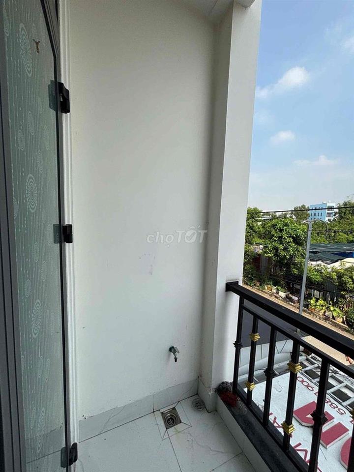 Siêu Phẩm studio full nội thất bancol Ngay UEH CS N, Văn Hiến