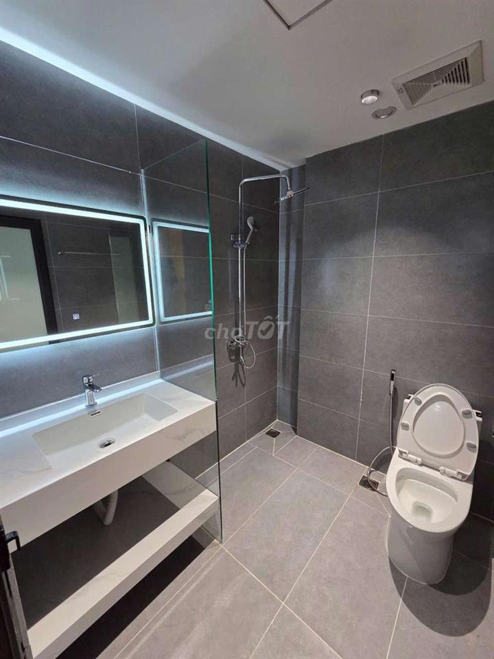 CĂN HỘ 40M² – FULL ĐỒ, BAN CÔNG RIÊNG – VỊ TRÍ ĐẸP NGUYỄN KHÁNH TOÀN