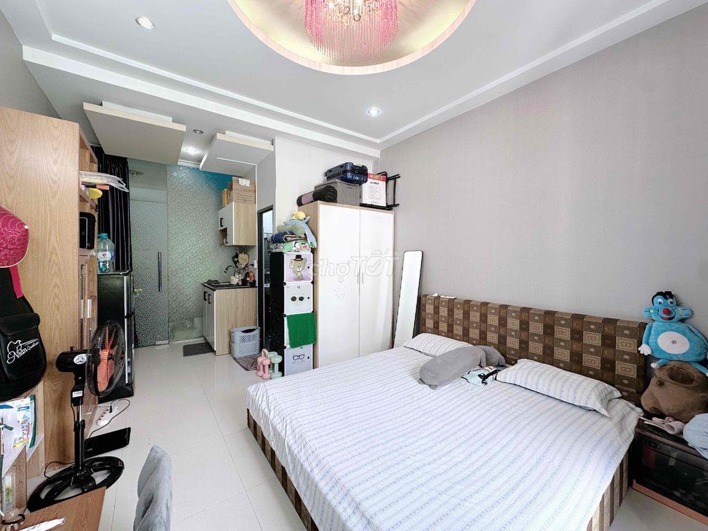 STUDIO BAN CÔNG | FULL NT 40M2 | GẦN ĐH HOA SEN, UEH | TRUNG TÂM Q10