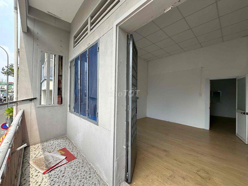 CHO THUÊ NNC 1 TRỆT 2 LẦU| 4x15m| MT LẠC LONG QUÂN | GẦN CHỢ TÂN BÌNH