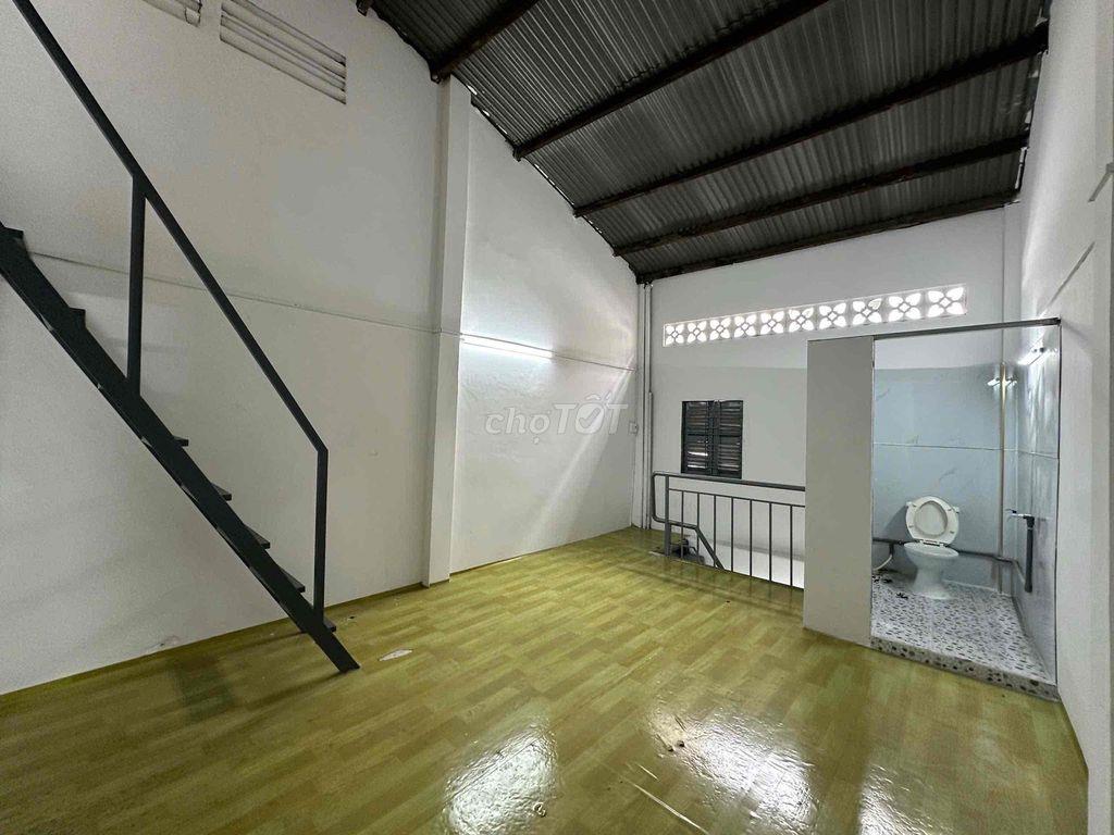 CHO THUÊ NNC 1 TRỆT 2 LẦU| 4x15m| MT LẠC LONG QUÂN | GẦN CHỢ TÂN BÌNH