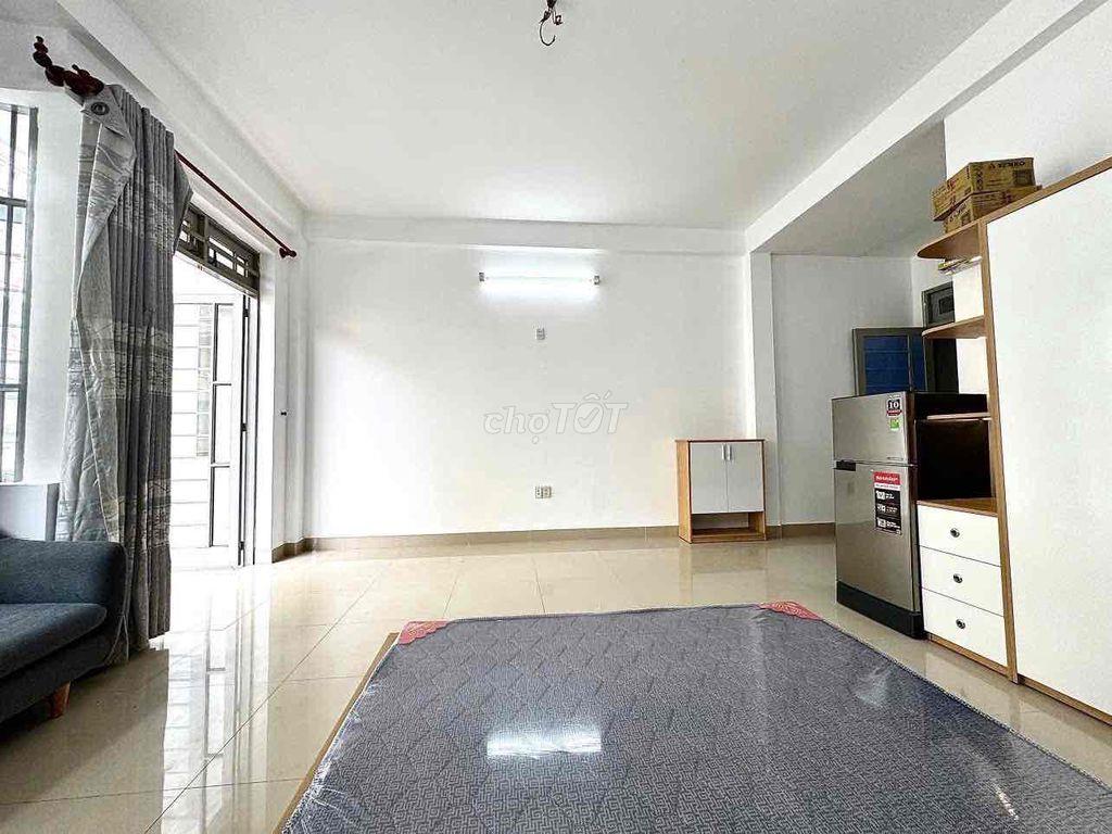 Cho thuê căn hộ gần Vòng xoay Dân Chủ, toà nhà viettel, full NT Q3
