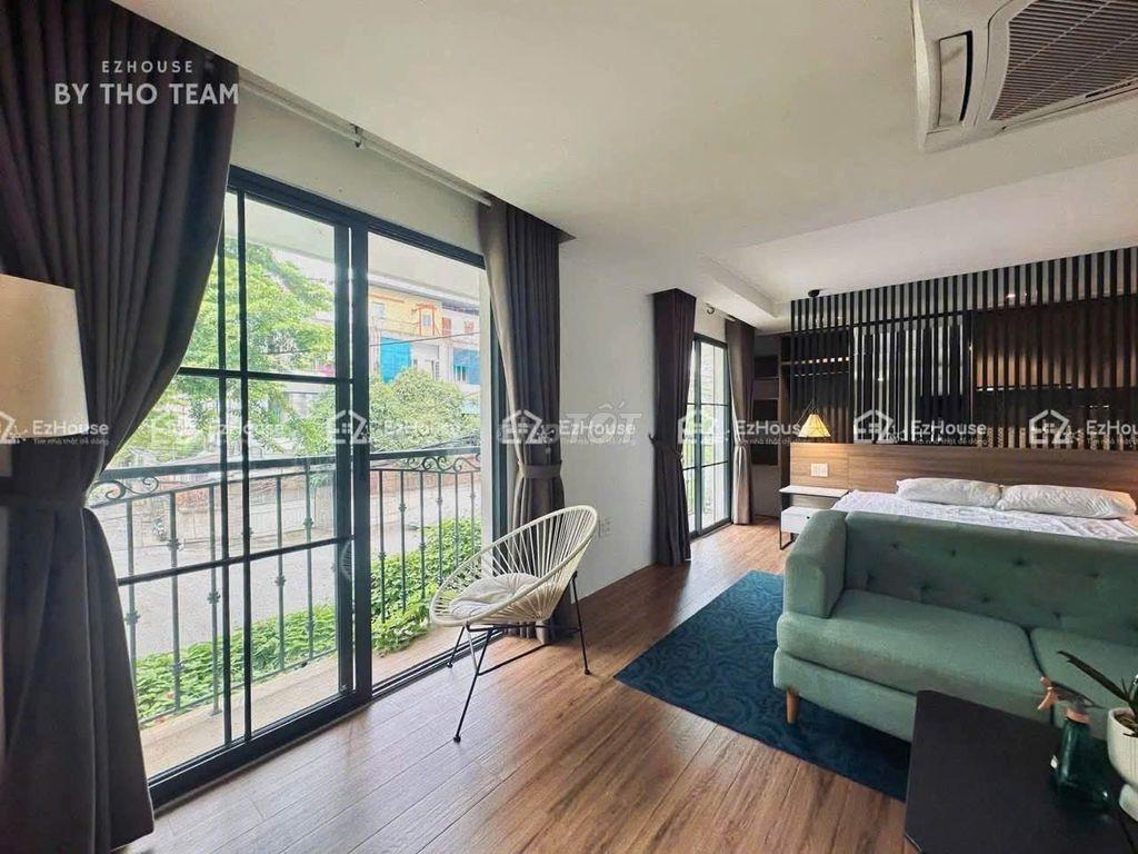 Cho Thuê Căn Hộ Ban Công Gần Công Viên Lê Văn Tám, Tân Định Quận 1