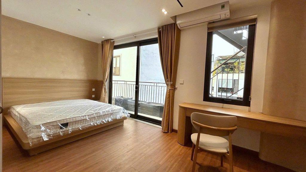 Căn hộ ban công tách bếp ngay cầu kiệu tách bếp siêu sang Tân định Q1
