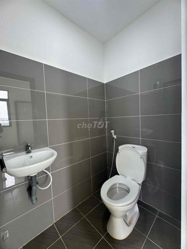 STUDIO BAN CÔNG ĐẦY ĐỦ NỘI THẤT Q8