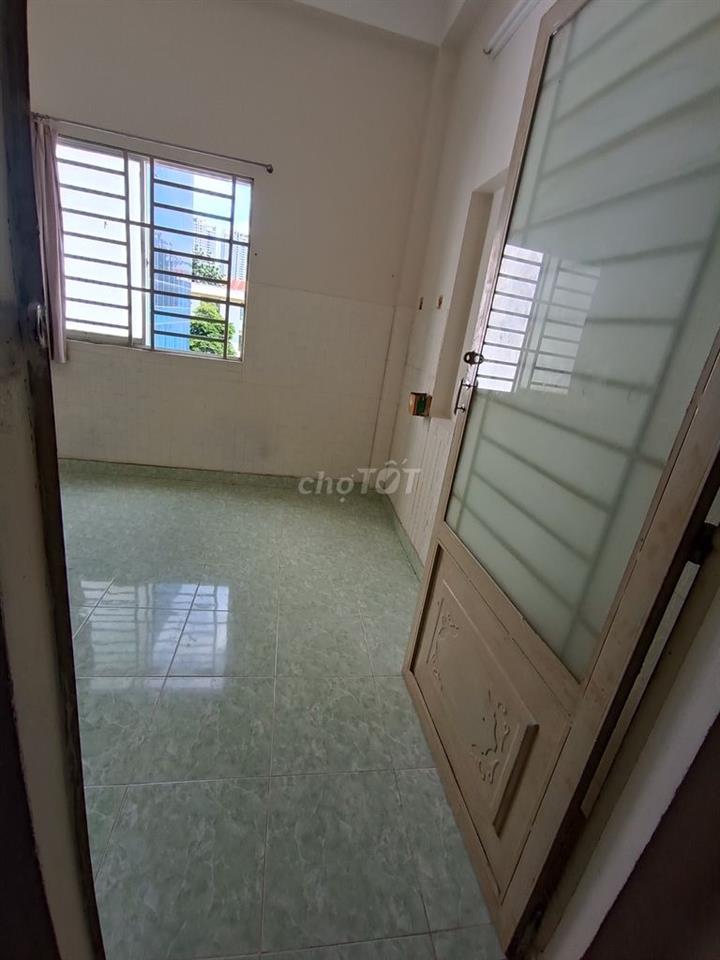 Phòng trọ giá rẻ ở Thành Thái q10