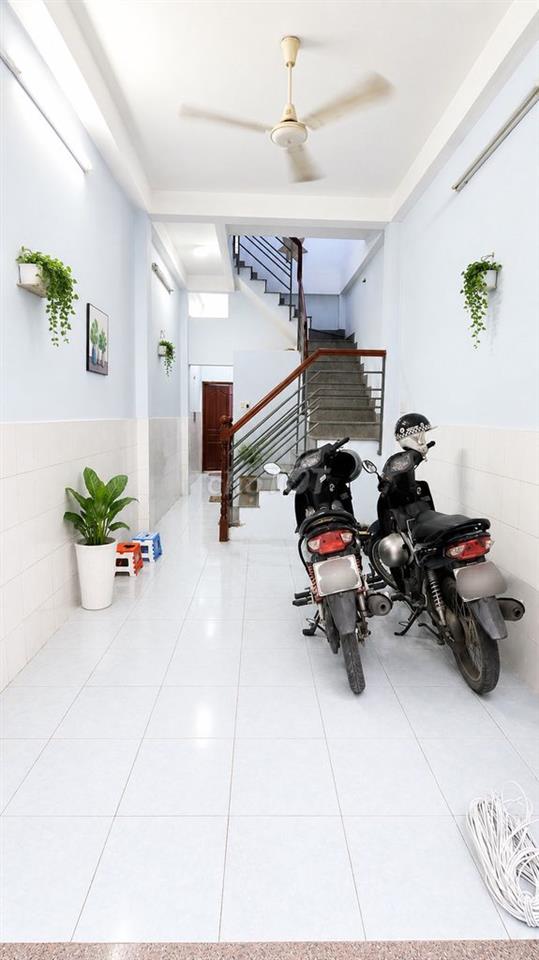 Phòng Trống - Ban Công - Máy Lạnh - Giờ Tự Do - Q.Tân Bình gần ĐH Mở