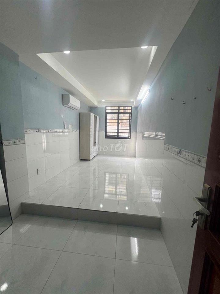 🟤🪵🏡 NHÀ MỚI XÂY – CHÍNH CHỦ CHO THUÊ PHÒNG – QUẬN 10 – GẦN ĐH BÁCH KHO