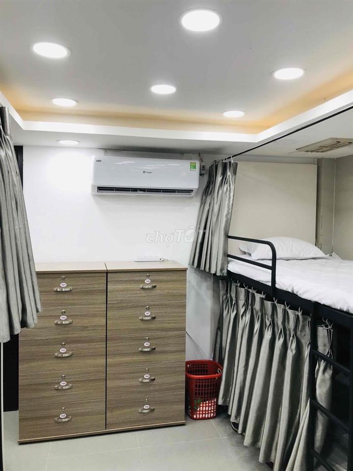 Ký túc xá Bamboo đối diện trường Đại Học Kinh Tế Quận 10