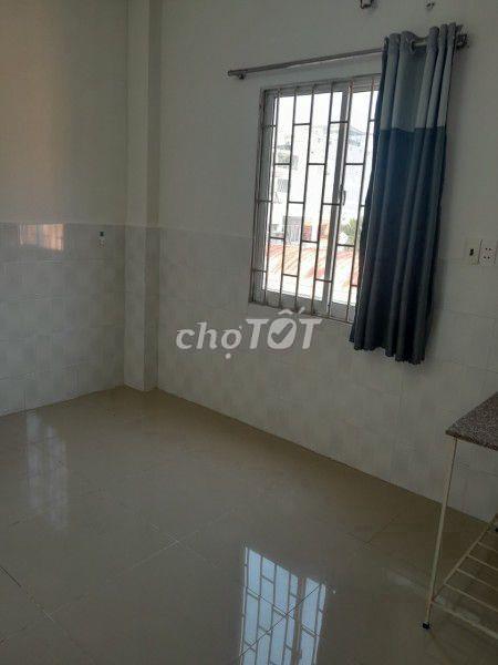 Cho thuê phòng trọ tại quận 10, ưu tiên nữ, nhân viên văn phòng