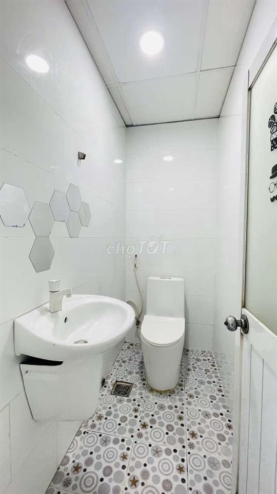 30M2 NHÀ 3 TẦNG HẺM XE HƠI TÂN PHÚ, 3.75 TỶ