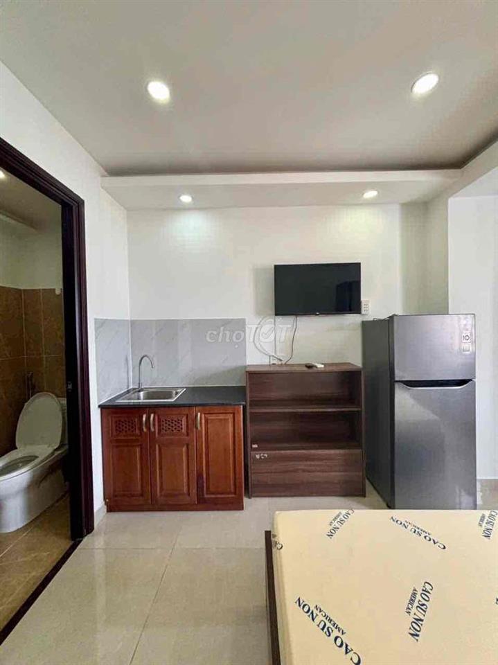 TẶNG TIỀN NHÀ THÁNG 8 – SANG GẤP PHÒNG FULL NỘI THẤT Q.10 – 6 TRIỆU/T
