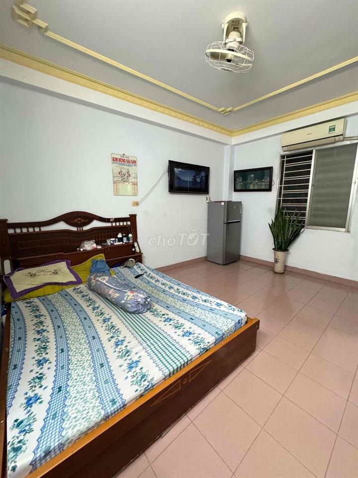 PASS PHÒNG LÝ THƯỜNG KIỆT - 35M2 - FULL NỘI THẤT - BAN CÔNG - WC RIÊNG