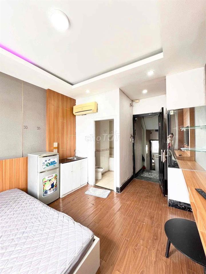 STUDIO CỬA SỔ TRỜI LỚN SIÊU THOÁNG SÁT ĐẠI HỌC Y DƯỢC, UEH, SGU, ĐHSP