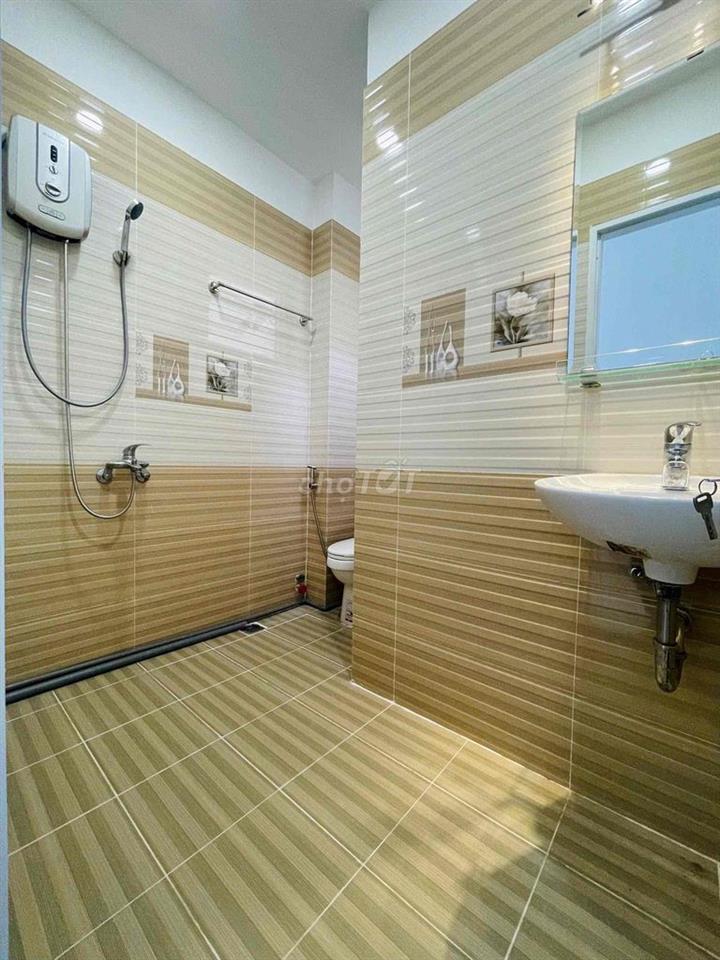STUDIO CỬA SỔ TRỜI SIÊU THOÁNG GẦN ĐH Y DƯỢC, ĐH MỞ, UEH, BÁCH KHOA