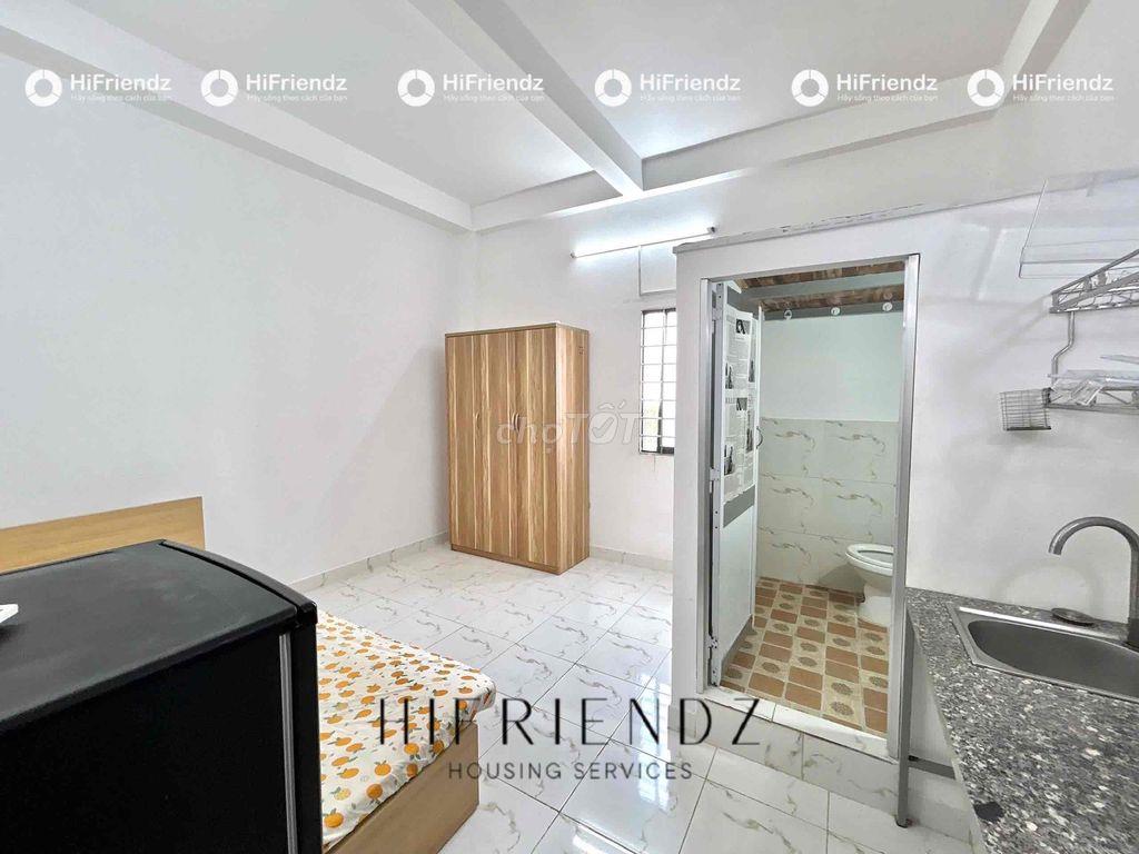 STUDIO BAN CÔNG - CỬA SỔ THOÁNG CÓ THANG MÁY - GẦN ĐH Y DƯỢC, ĐH MỞ