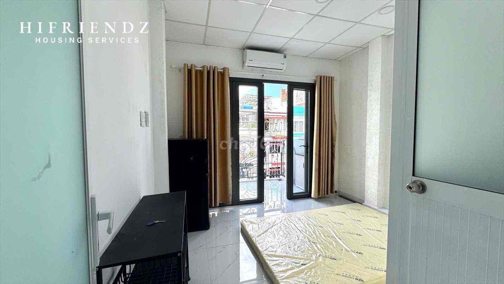 STUDIO BAN CÔNG CỬA SỔ THOÁNG MÁT ĐI BỘ QUA SGU ĐHSP - GẦN Q10 Q1 Q3