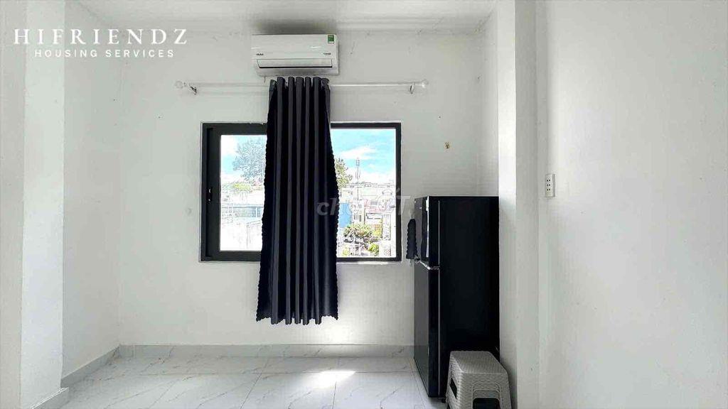 STUDIO BAN CÔNG CỬA SỔ THOÁNG MÁT ĐI BỘ QUA SGU ĐHSP - GẦN Q10 Q1 Q3